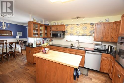 161 Leacock St, Blind River, ON - Indoor Photo Showing Kitchen