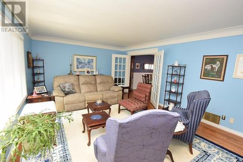 161 Leacock St, Blind River, ON - Indoor Photo Showing Living Room