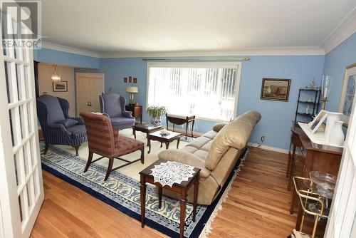 161 Leacock St, Blind River, ON - Indoor Photo Showing Living Room