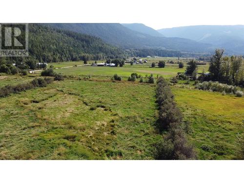 Lot 2 Oxbow Frontage Road, Malakwa, BC 