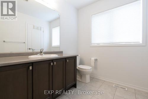 7711 Redbud Lane, Niagara Falls, ON - Indoor Photo Showing Bathroom