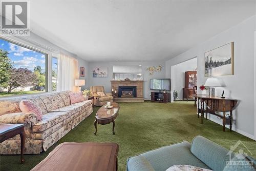 132 Martin Street, Richmond, ON - Indoor Photo Showing Living Room With Fireplace