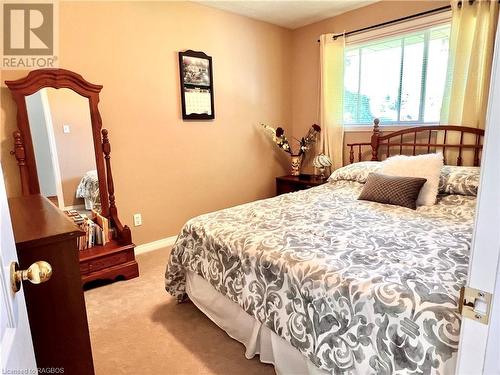 315416 Highway 6, Chatsworth (Twp), ON - Indoor Photo Showing Bedroom