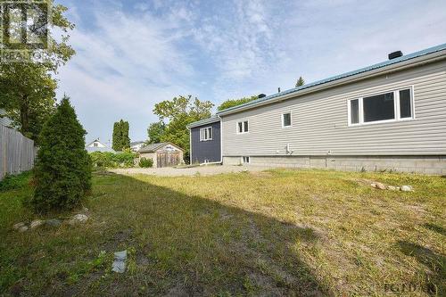 137 Elm St S, Timmins, ON - Outdoor With Exterior