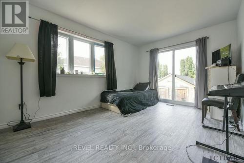 137 Elm Street S, Timmins (Timmins South - East), ON - Indoor Photo Showing Bedroom