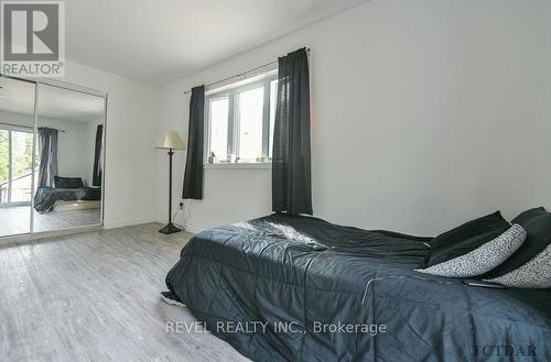 137 Elm Street S, Timmins (Timmins South - East), ON - Indoor Photo Showing Bedroom