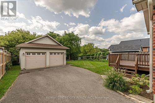 8 Cottonwood Boulevard, Aylmer (Ay), ON - Outdoor