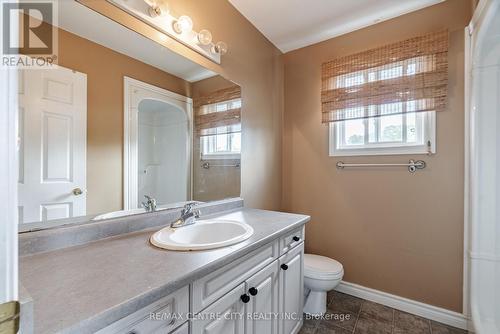 8 Cottonwood Boulevard, Aylmer (Ay), ON - Indoor Photo Showing Bathroom