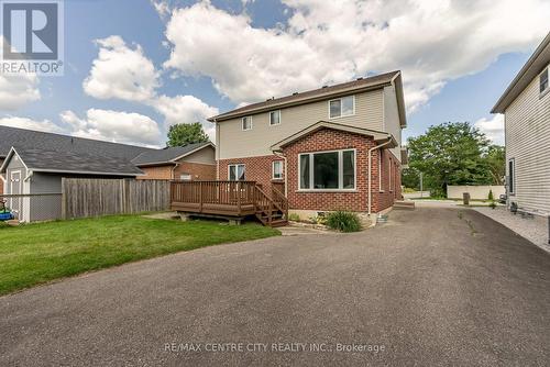 8 Cottonwood Boulevard, Aylmer (Ay), ON - Outdoor With Exterior