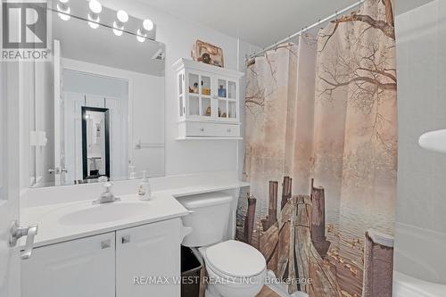 1 - 1 Lee Centre Drive, Toronto (Woburn), ON - Indoor Photo Showing Bathroom