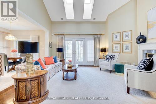 26 - 2175 Stavebank Road, Mississauga, ON - Indoor Photo Showing Living Room With Fireplace