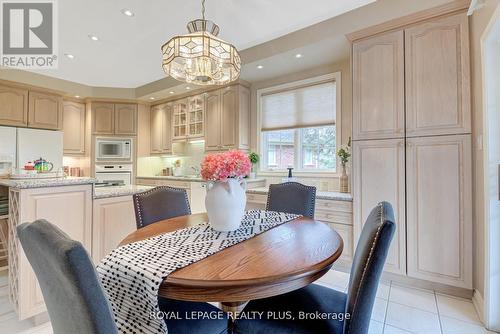 26 - 2175 Stavebank Road, Mississauga, ON - Indoor Photo Showing Dining Room