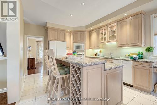 26 - 2175 Stavebank Road, Mississauga, ON - Indoor Photo Showing Kitchen