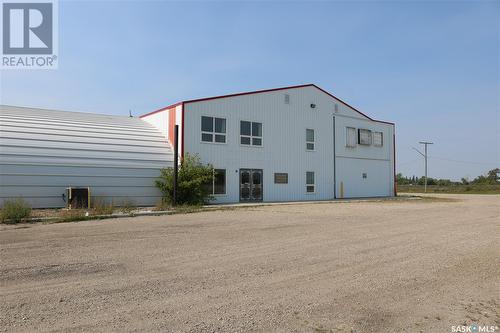 1204 S Railway Avenue, Whitewood, SK 