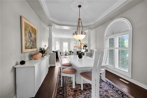 1151 Lockhart Road, Burlington, ON - Indoor Photo Showing Dining Room