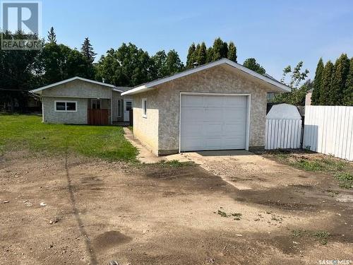 652 102Nd Street, North Battleford, SK - Outdoor