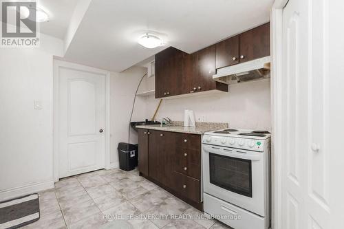 5816 Gant Crescent E, Mississauga (East Credit), ON - Indoor Photo Showing Kitchen