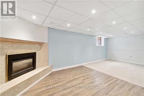 9 Culligan Crescent, Thorold (Confederation Heights), ON - Indoor With Fireplace