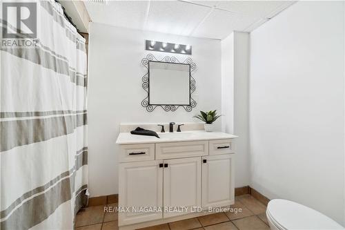 9 Culligan Crescent, Thorold (Confederation Heights), ON - Indoor Photo Showing Bathroom