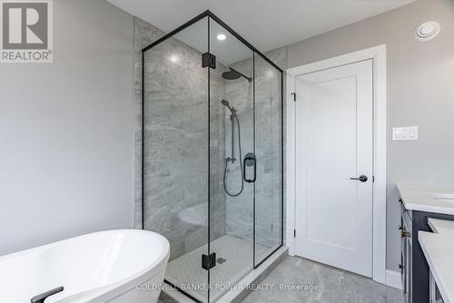 2688 Heardcreek Trail, London, ON - Indoor Photo Showing Bathroom