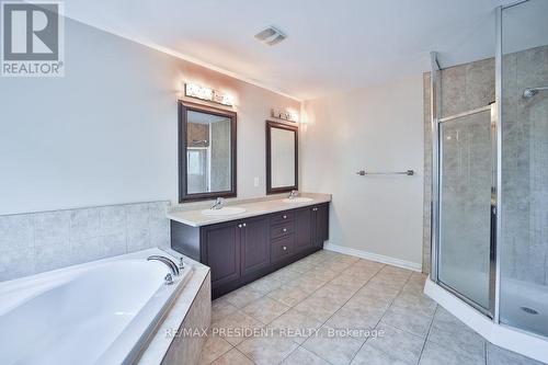 34 Harry Gay Drive, Clarington, ON - Indoor Photo Showing Bathroom