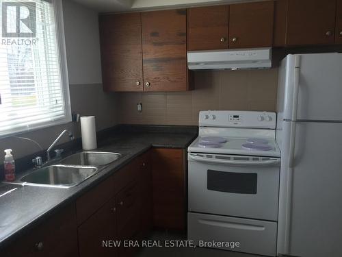 361 Dwight Avenue, Oshawa, ON - Indoor Photo Showing Kitchen With Double Sink