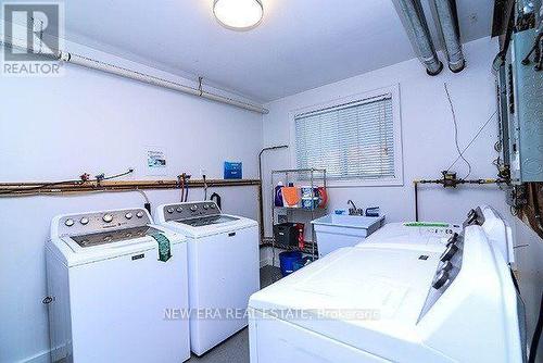 361 Dwight Avenue, Oshawa, ON - Indoor Photo Showing Laundry Room