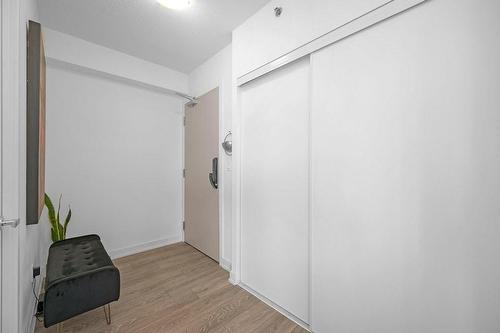 3200 Dakota Common Boulevard|Unit #604, Burlington, ON - Indoor Photo Showing Other Room