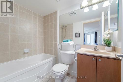 3406 - 4 Dayspring Circle, Brampton (Goreway Drive Corridor), ON - Indoor Photo Showing Bathroom