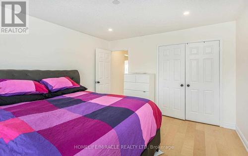 1 Pali Drive, Brampton (Vales Of Castlemore), ON - Indoor Photo Showing Bedroom