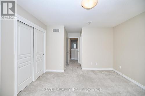 4468 Shuttleworth Drive, Niagara Falls (Chippawa), ON - Indoor Photo Showing Other Room