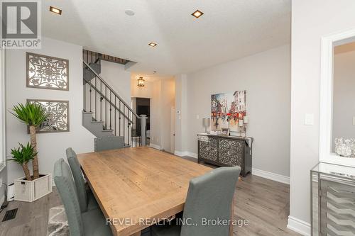 18 Jackson Drive, New Tecumseth, ON - Indoor Photo Showing Dining Room