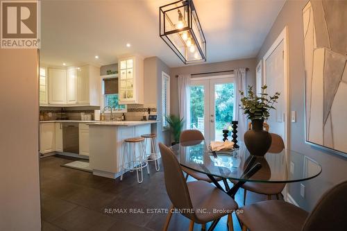 65 Kensington Street, Guelph (Waverley), ON - Indoor Photo Showing Dining Room