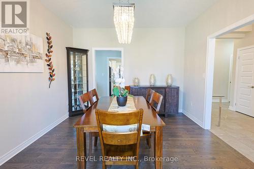 13 Cinnamon Street, Thorold, ON - Indoor Photo Showing Dining Room