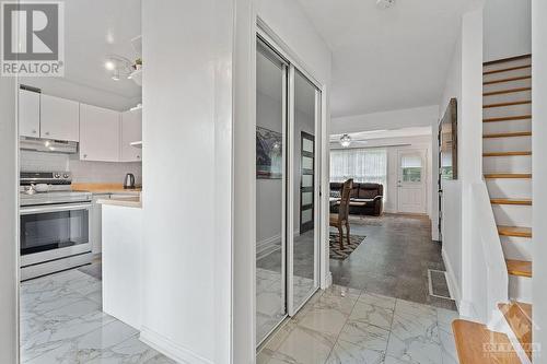 30 Carmichael Court, Ottawa, ON - Indoor Photo Showing Kitchen