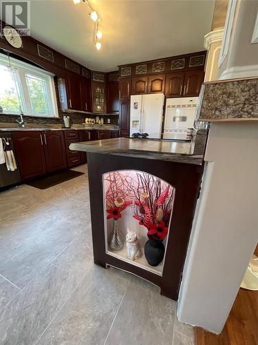 380 J.R Smallwood Boulevard, Gambo, NL - Indoor Photo Showing Kitchen