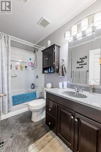 433 Empire Avenue, St. John'S, NL - Indoor Photo Showing Bathroom