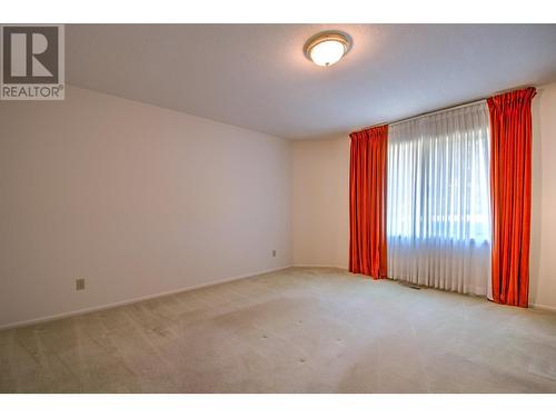 8109 Kalview Drive, Vernon, BC - Indoor Photo Showing Other Room