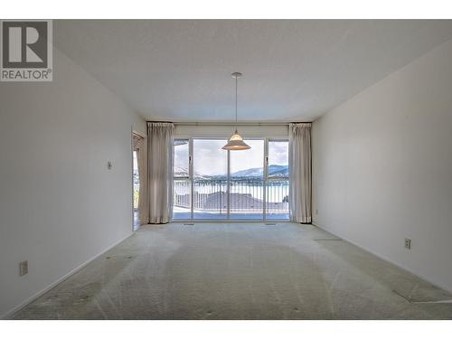 8109 Kalview Drive, Vernon, BC - Indoor Photo Showing Other Room