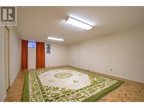 8109 Kalview Drive, Vernon, BC - Indoor Photo Showing Other Room