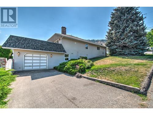 8109 Kalview Drive, Vernon, BC - Outdoor