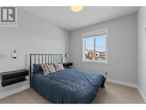 1846 Viewpoint Crescent, Kelowna, BC - Indoor Photo Showing Bedroom