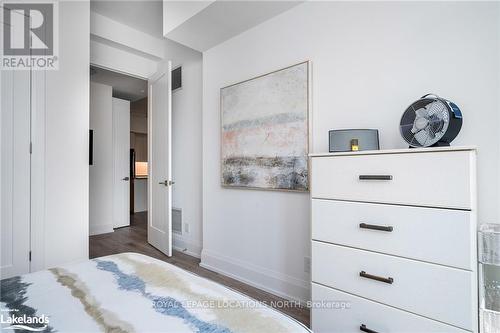 207 - 1 Hume Street, Collingwood, ON - Indoor Photo Showing Bedroom