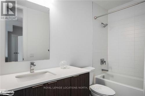 207 - 1 Hume Street, Collingwood, ON - Indoor Photo Showing Bathroom