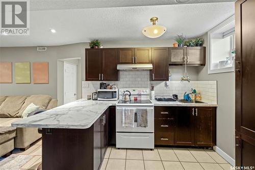 2215 Harvey Street, Regina, SK - Indoor Photo Showing Kitchen