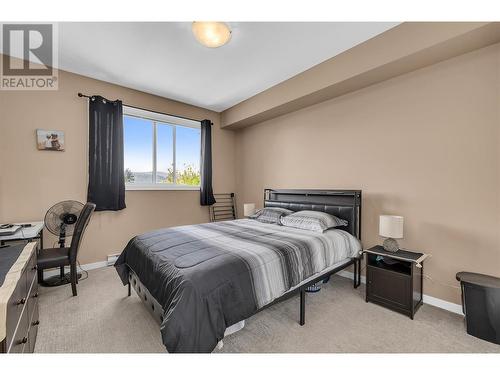 778 Rutland Road Unit# 402, Kelowna, BC - Indoor Photo Showing Bedroom