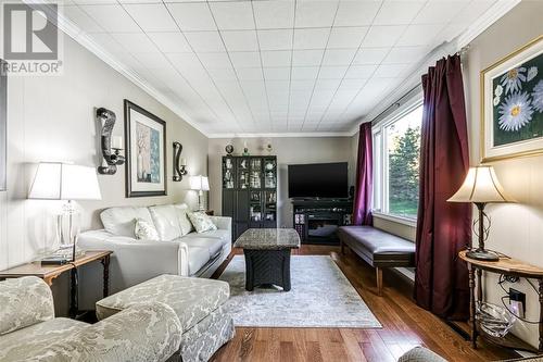 81 Bear Lake Road, Verner, ON - Indoor Photo Showing Living Room