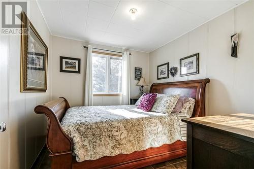 81 Bear Lake Road, Verner, ON - Indoor Photo Showing Bedroom