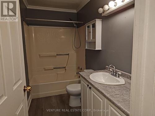 1517 Mayrene Crescent, Ottawa (Osgoode), ON - Indoor Photo Showing Bathroom