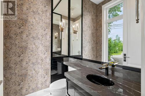 68 Seabreeze Crescent, Hamilton (Lakeshore), ON - Indoor Photo Showing Bathroom